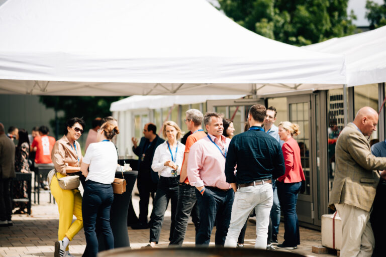 BizLifeStory-BodoSchaefer-Durchbruch2024-InkaEnglisch-264